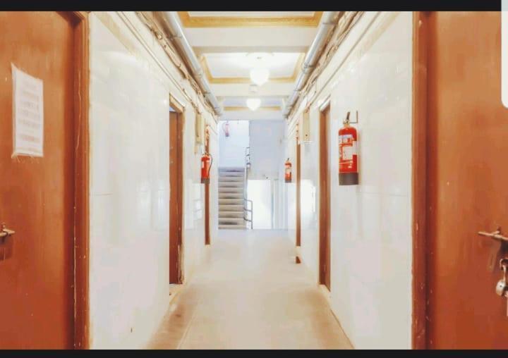 Metro Lodge Hyderabad Eksteriør bilde